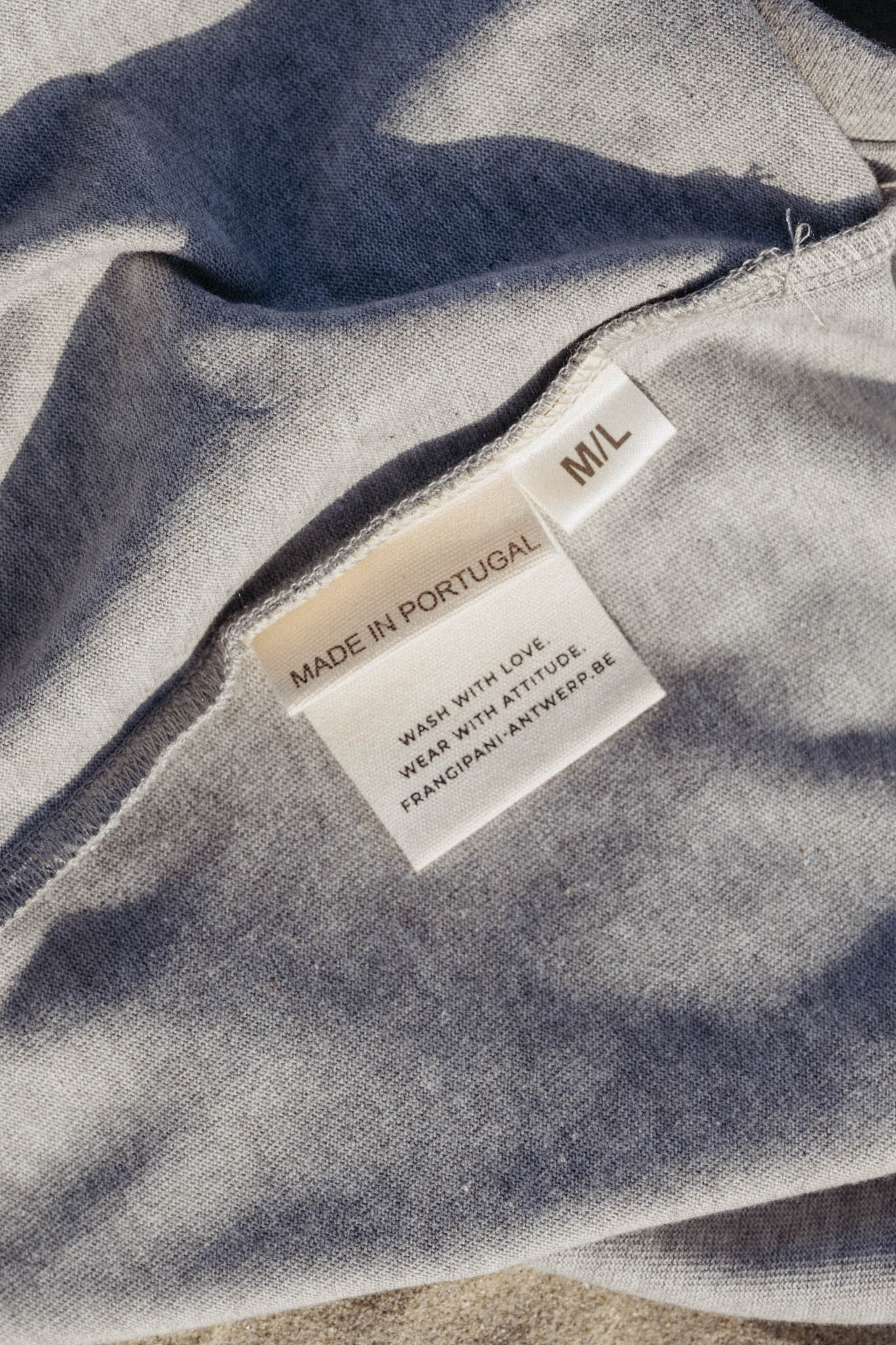The Frangipani Tee - Grey Mélange